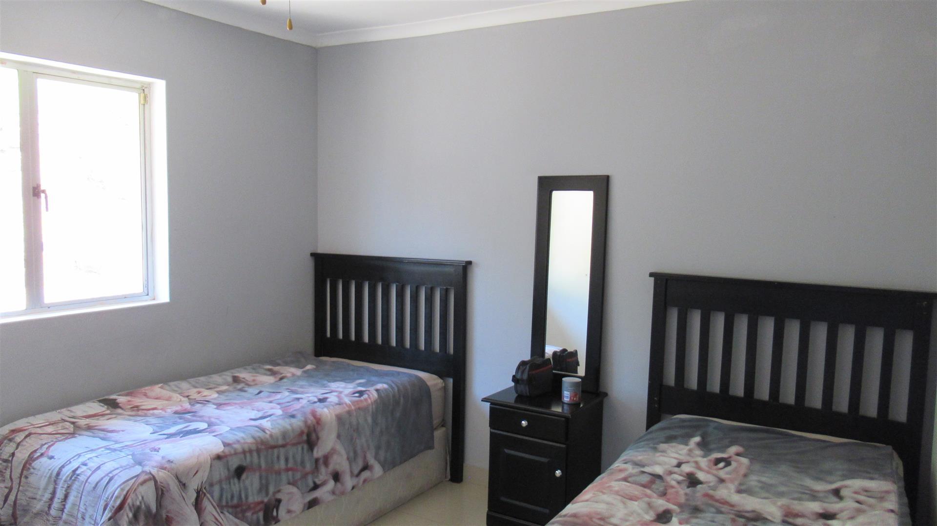 Bed Room 3 - 14 square meters of property in Reservoir Hills KZN