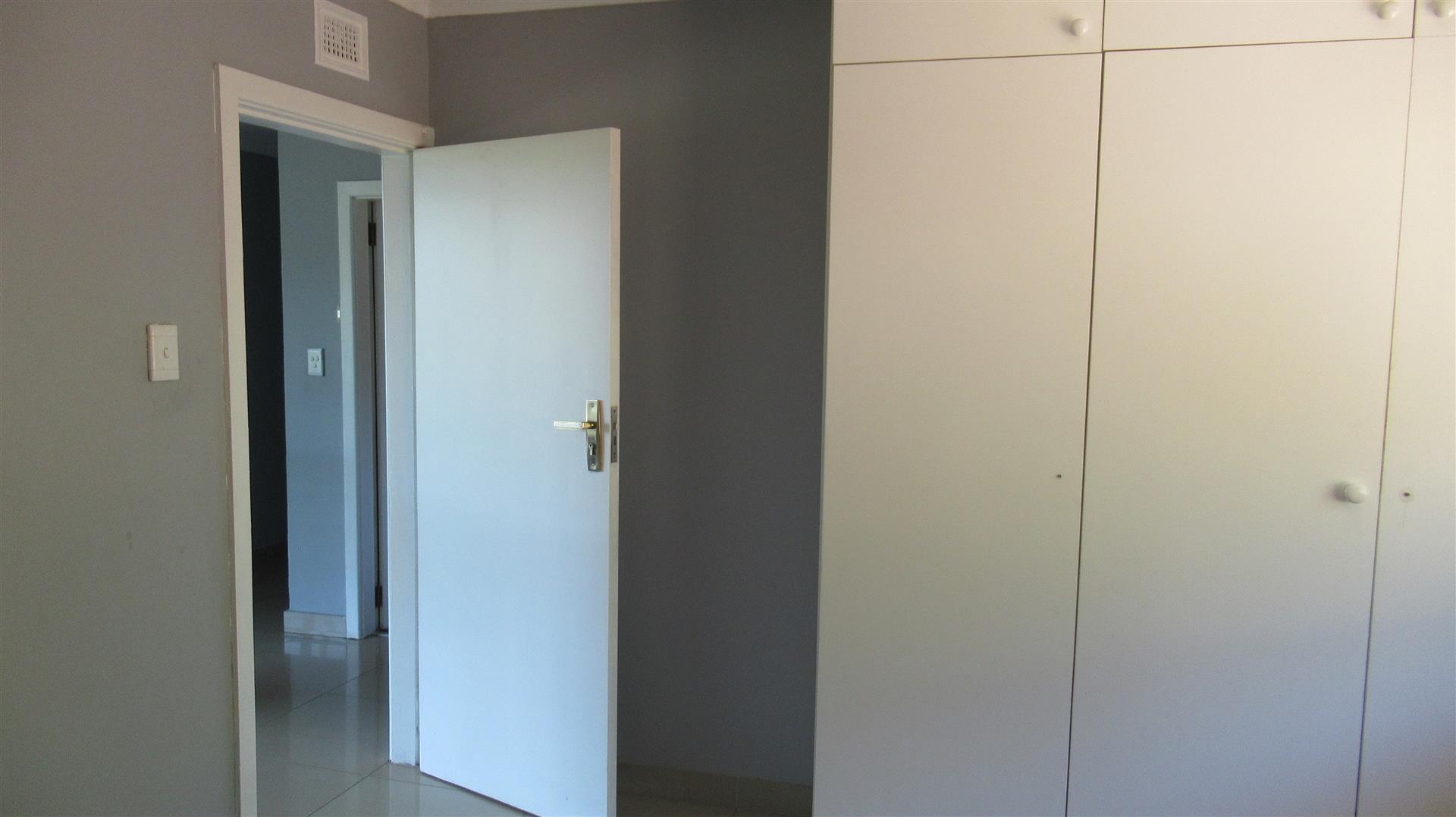 Bed Room 3 - 14 square meters of property in Reservoir Hills KZN