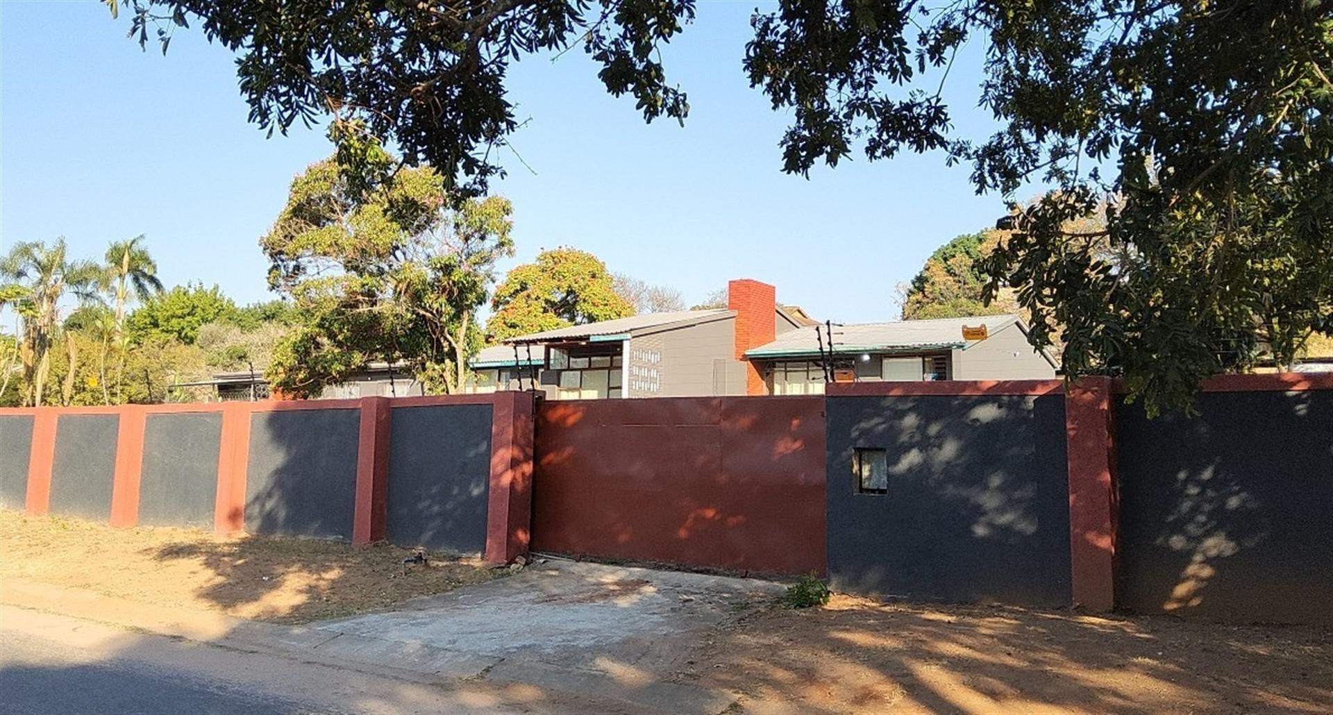 Front View of property in West Acres