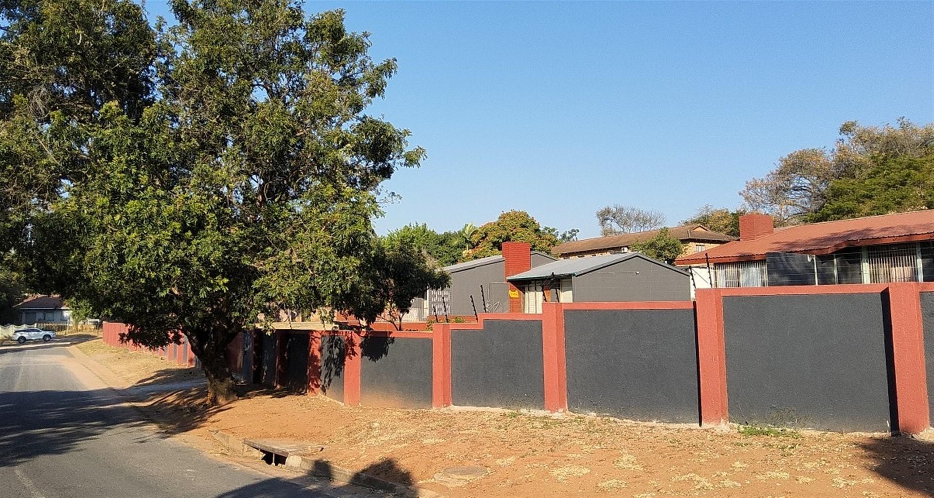 Front View of property in West Acres