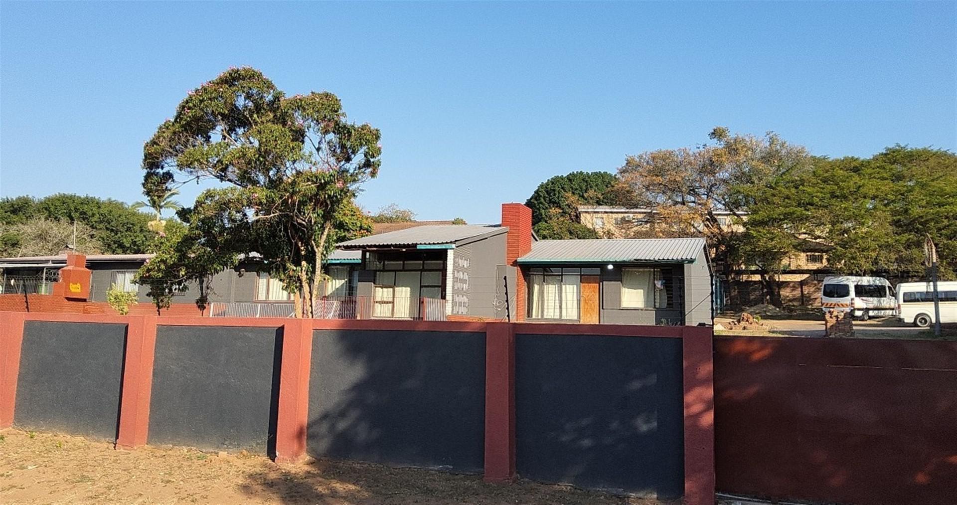 Front View of property in West Acres