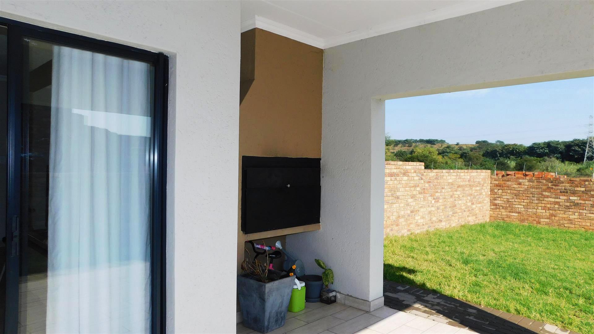 Patio of property in Derdepoortpark