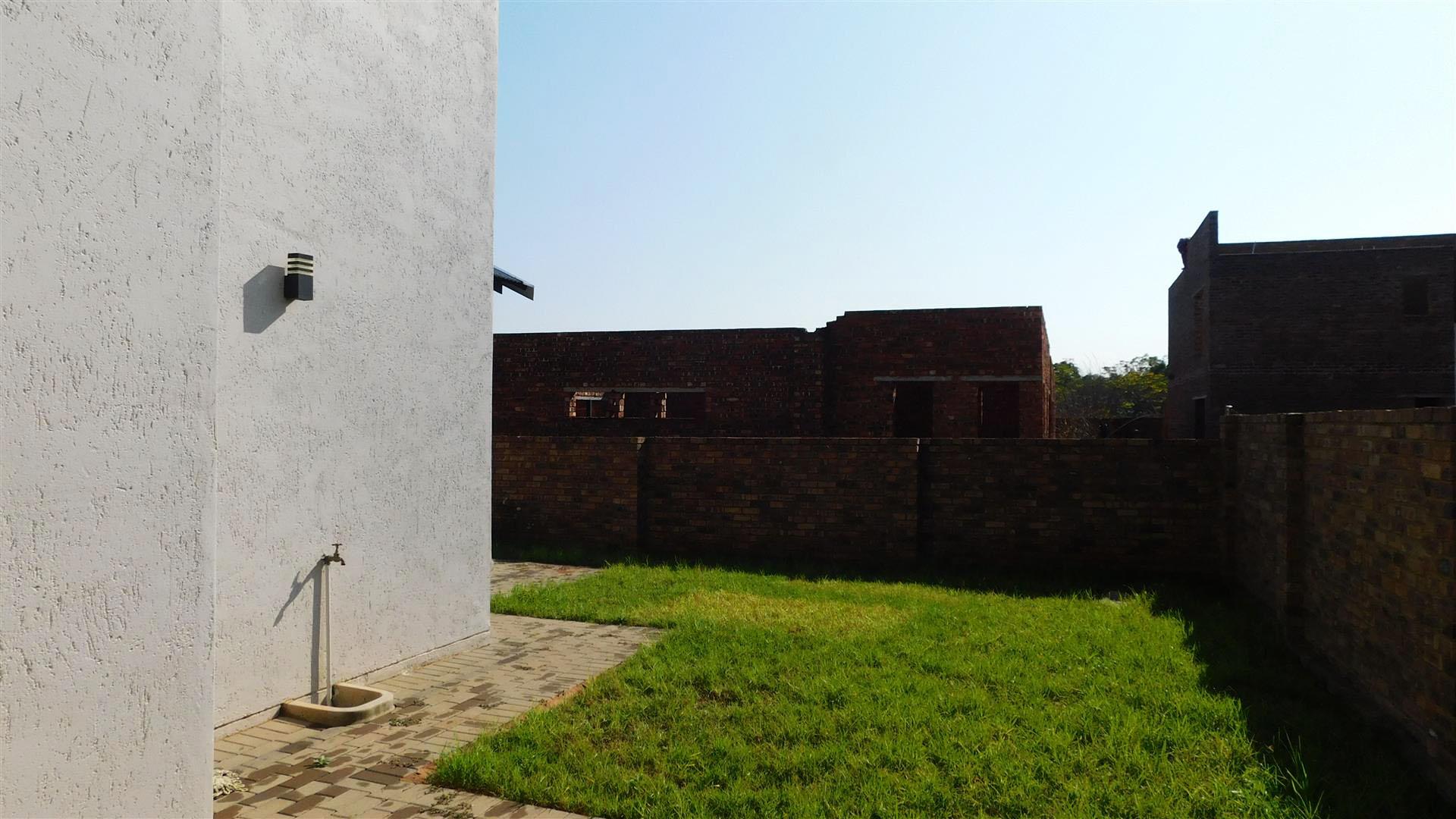 Backyard of property in Derdepoortpark