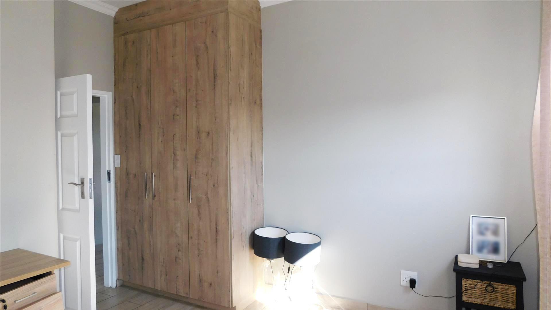 Bed Room 2 - 16 square meters of property in Derdepoortpark