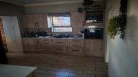 Kitchen - 14 square meters of property in Derdepoortpark