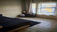 Bed Room 2 - 16 square meters of property in Derdepoortpark