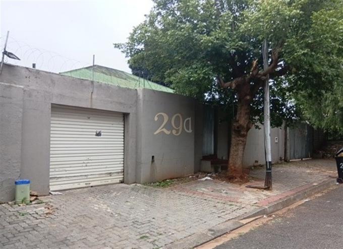 Standard Bank SIE Sale In Execution House for Sale in Westdene (JHB) - MR546589
