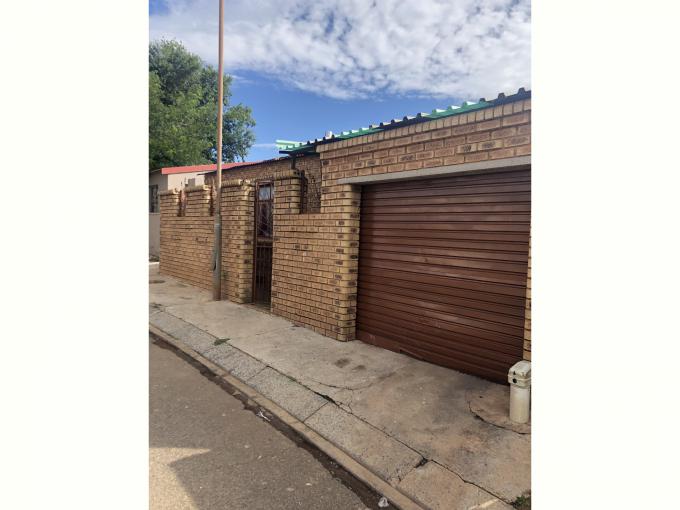 3 Bedroom House for Sale For Sale in Westbury - MR546593