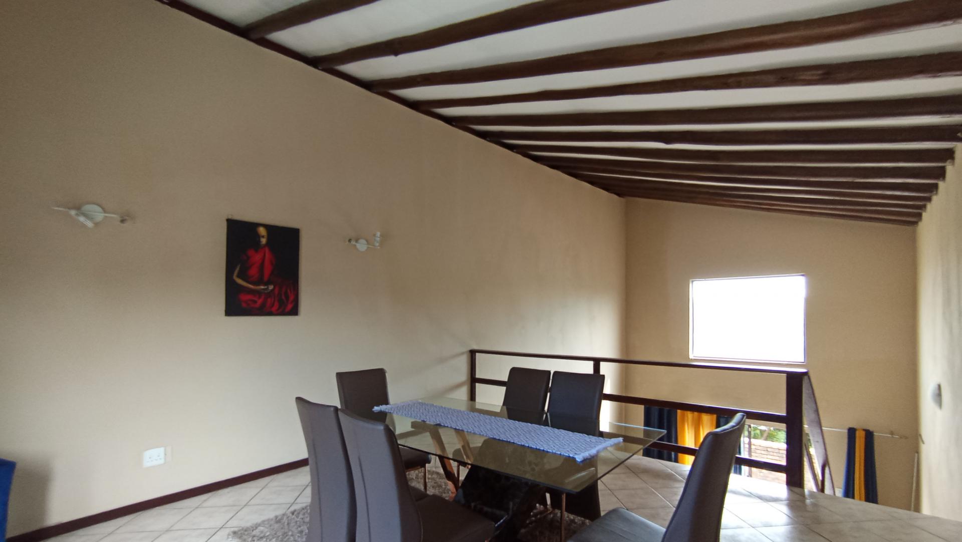 Dining Room - 44 square meters of property in Noordhang