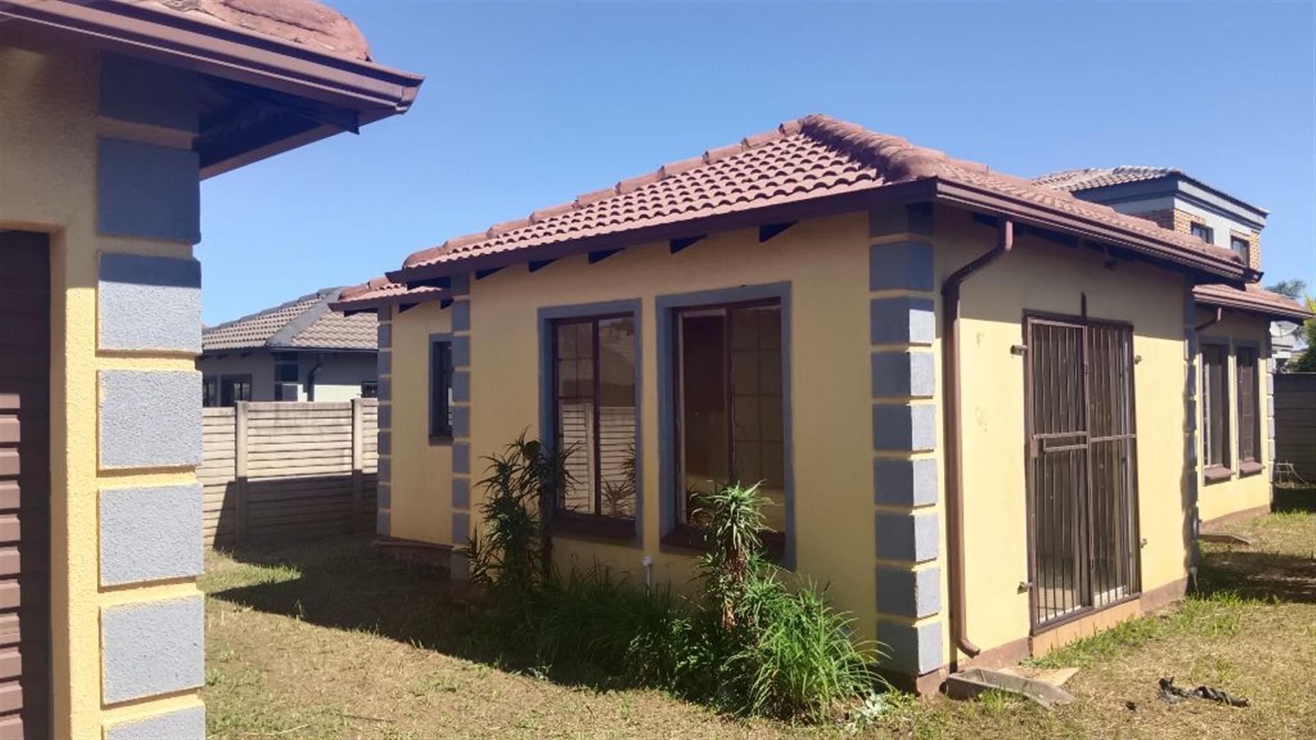 Front View of property in Lotus Gardens