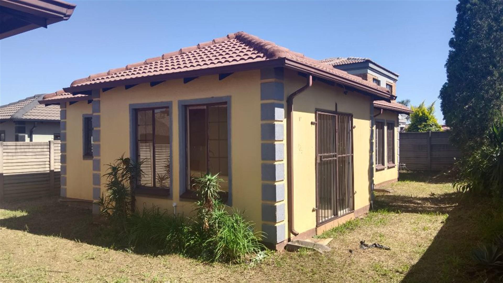 Front View of property in Lotus Gardens