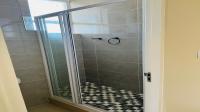 Bathroom 1 - 4 square meters of property in Windermere