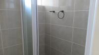 Bathroom 1 - 4 square meters of property in Windermere