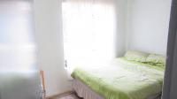 Bed Room 1 - 11 square meters of property in Wilgeheuwel 