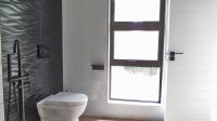 Bathroom 1 of property in Bitterfontein