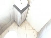 Guest Toilet - 3 square meters of property in Albertsdal