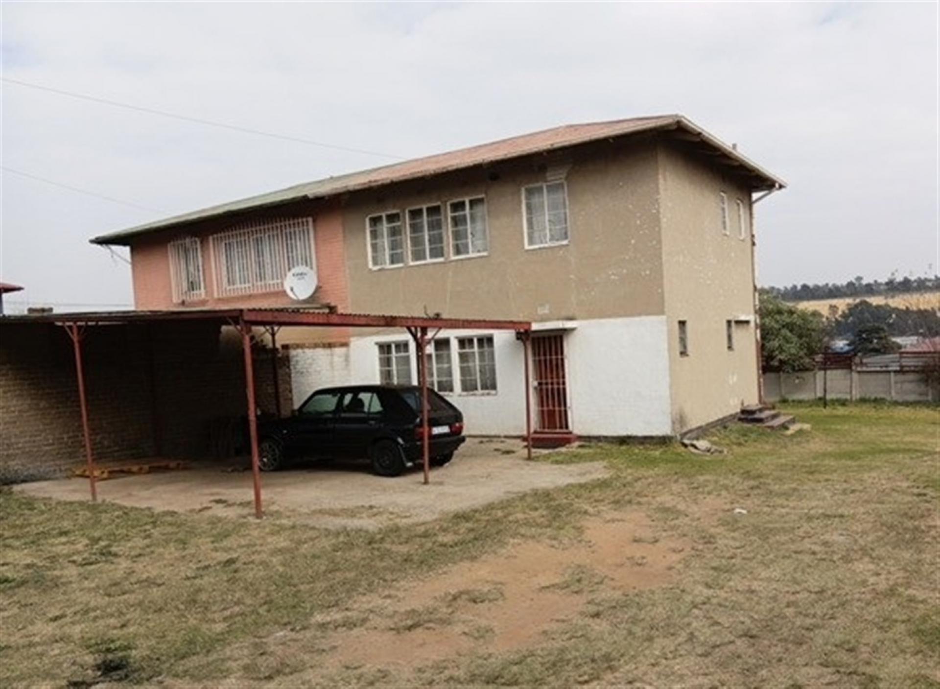 Front View of property in Lindbergh Park