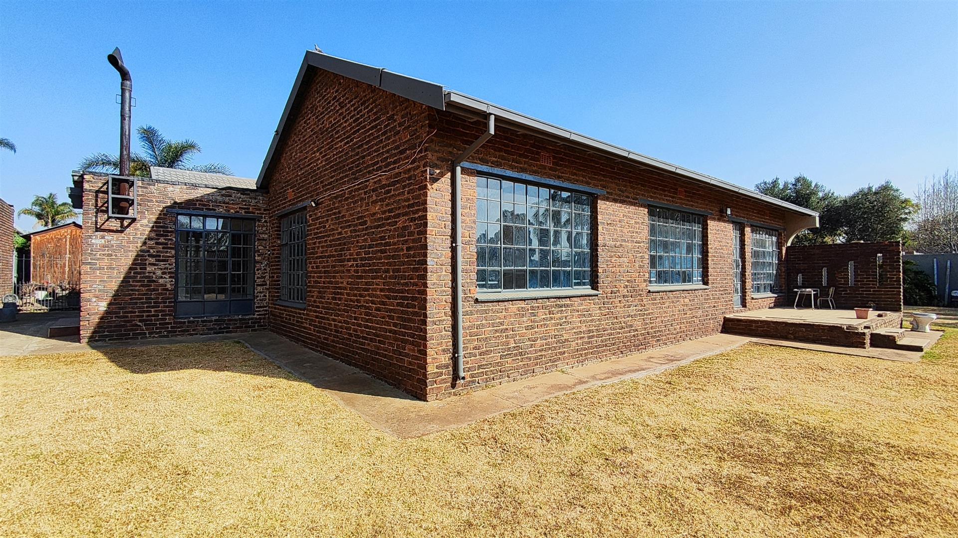 Backyard of property in Glen Marais