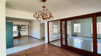 Dining Room - 14 square meters of property in Glen Marais
