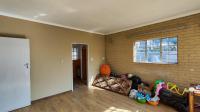 Main Bedroom - 24 square meters of property in Glen Marais