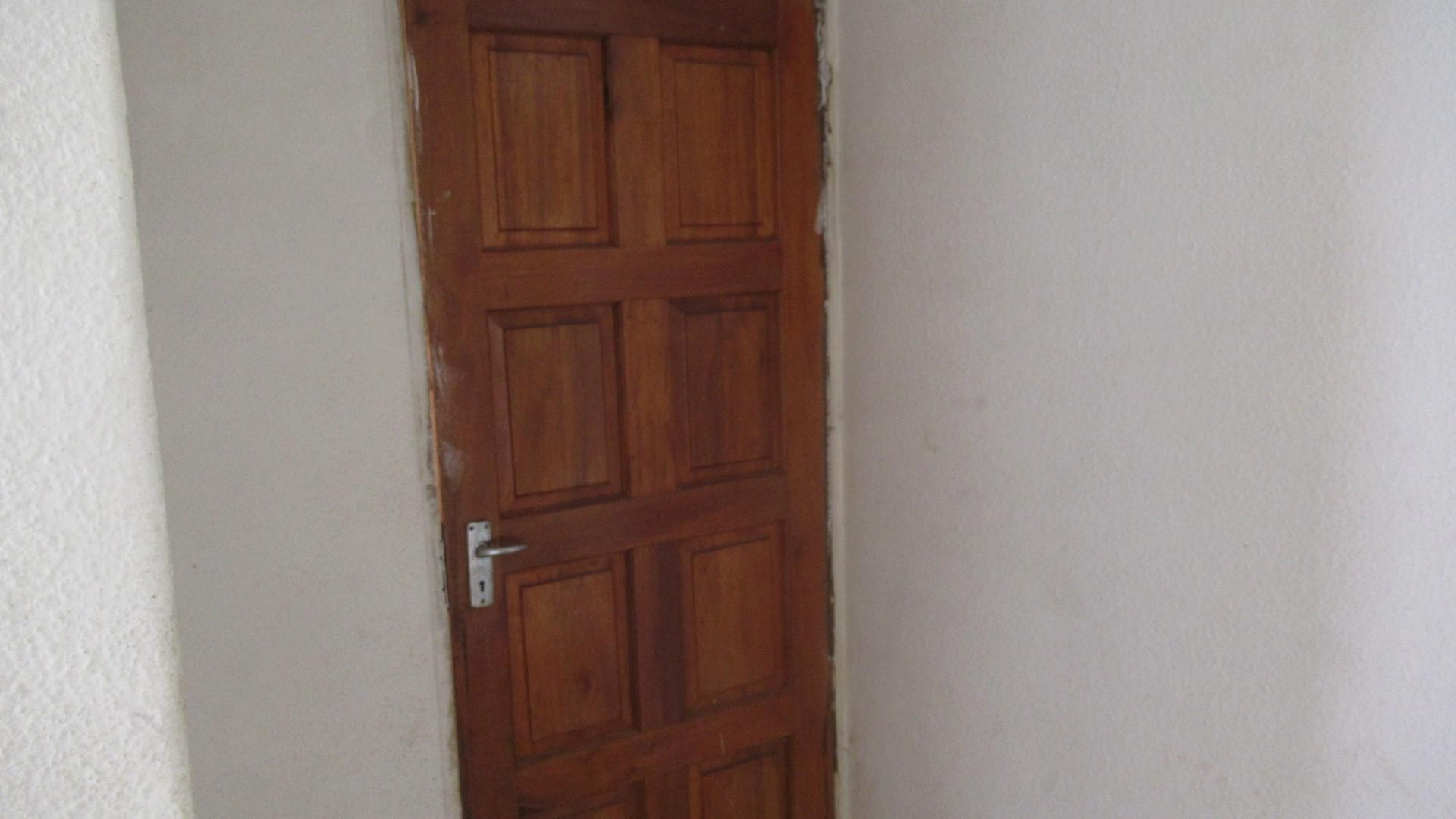 Spaces - 6 square meters of property in Evaton West