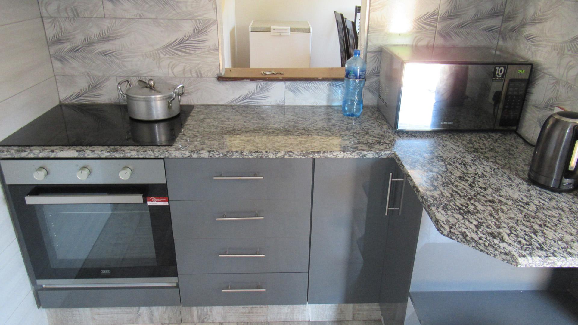 Kitchen - 14 square meters of property in Prospecton