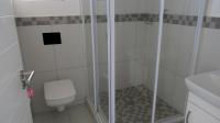 Bathroom 1 - 5 square meters of property in Umhlanga Ridge