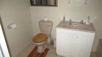 Main Bathroom - 5 square meters of property in Margate