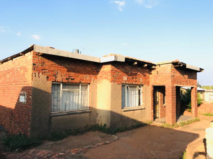 2 Bedroom House for Sale For Sale in Soshanguve - MR547447