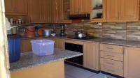 Kitchen - 17 square meters of property in Umlazi