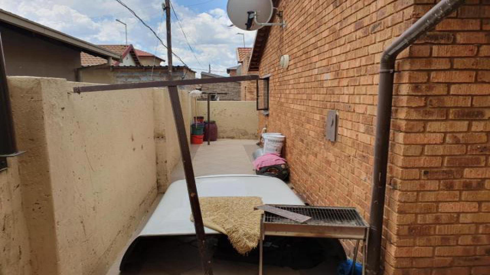 Backyard of property in Daveyton