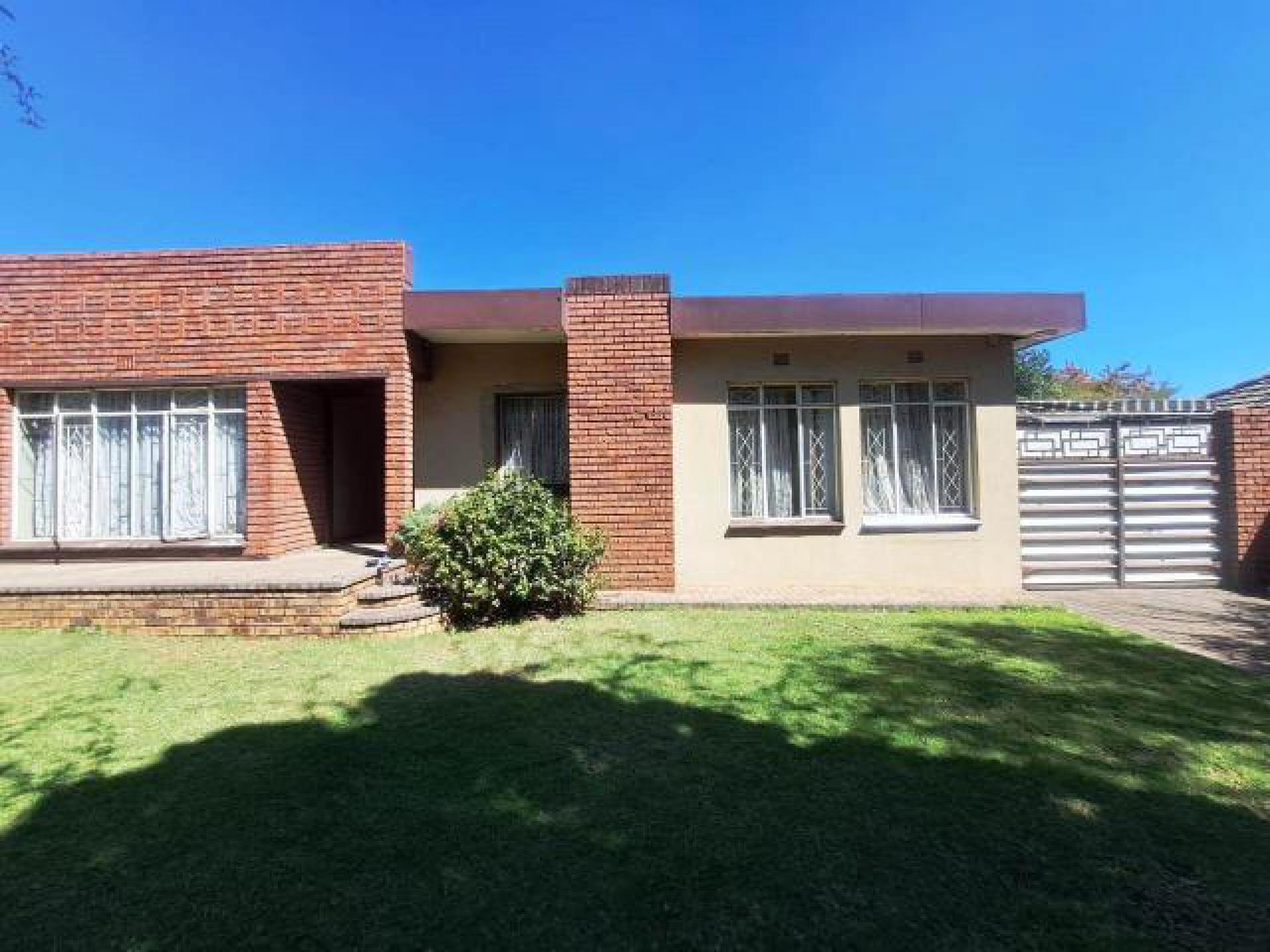 Front View of property in Vanderbijlpark