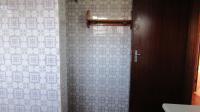 Bathroom 1 - 2 square meters of property in Reservior Hills