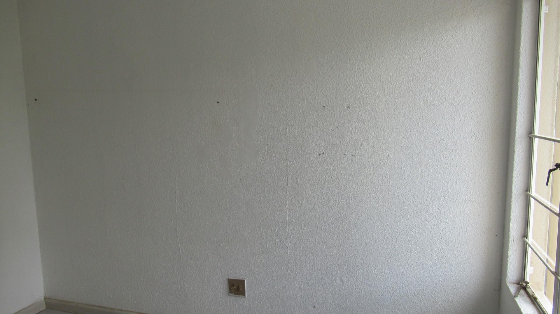 Bed Room 1 - 13 square meters of property in Primrose Hill