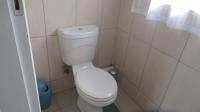 Bathroom 3+ - 11 square meters of property in Uvongo