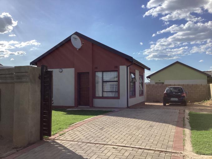 2 Bedroom House for Sale For Sale in Witpoortjie - MR547901