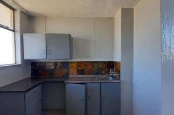 2 Bedroom Apartment to Rent in Sunnyside - Property to rent - MR547920