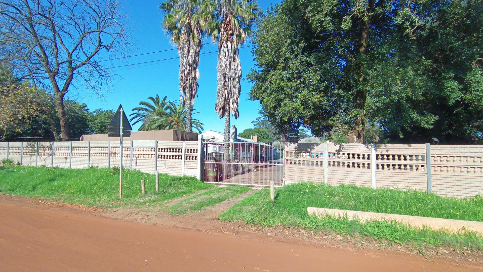 Front View of property in Kraaifontein