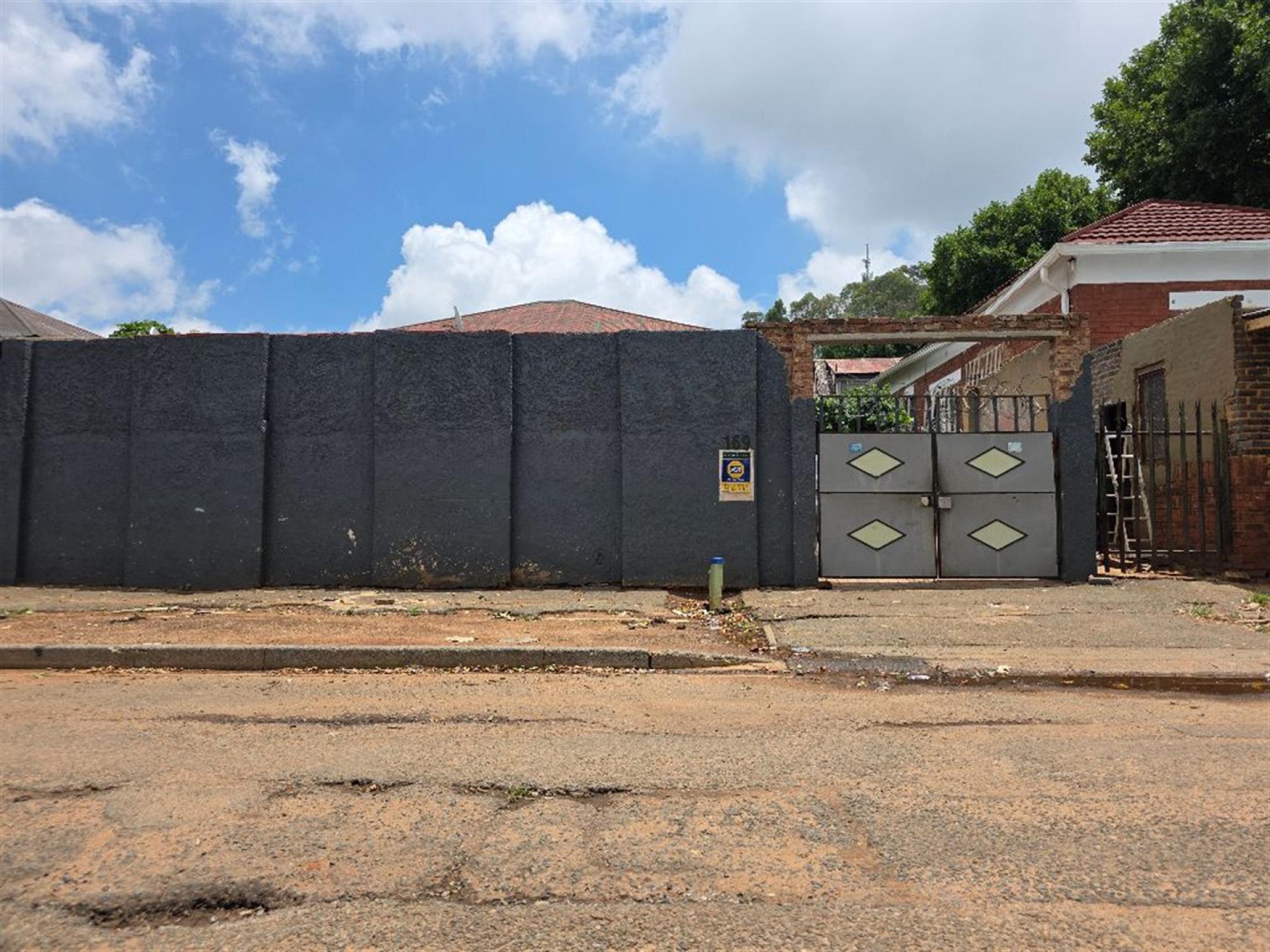 Front View of property in Malvern - JHB
