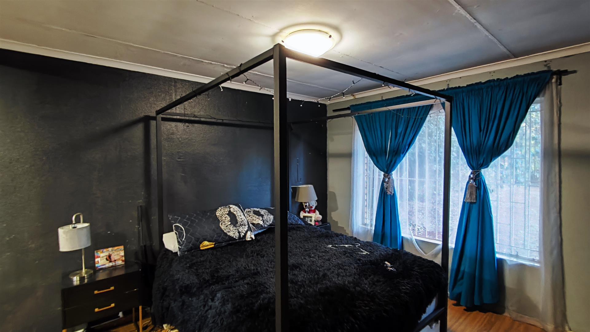 Main Bedroom - 16 square meters of property in Pomona