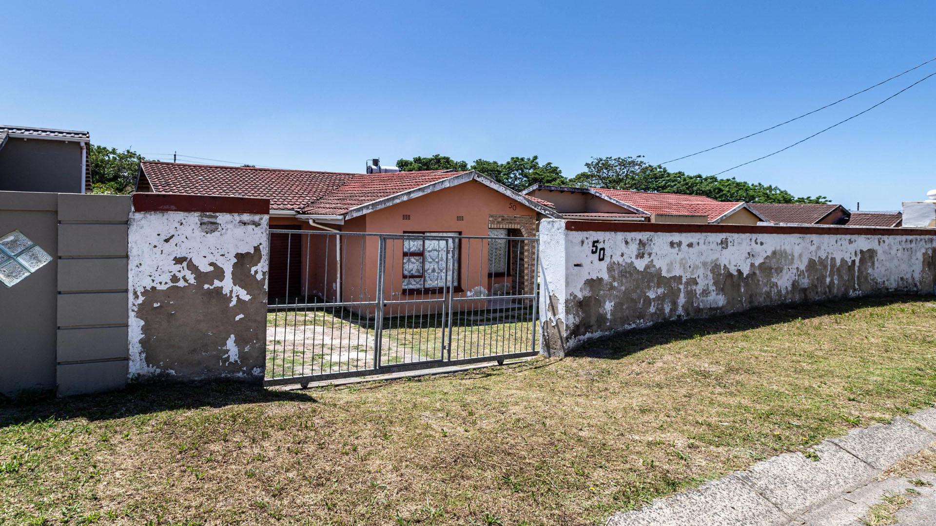 Front View of property in Haven Hills