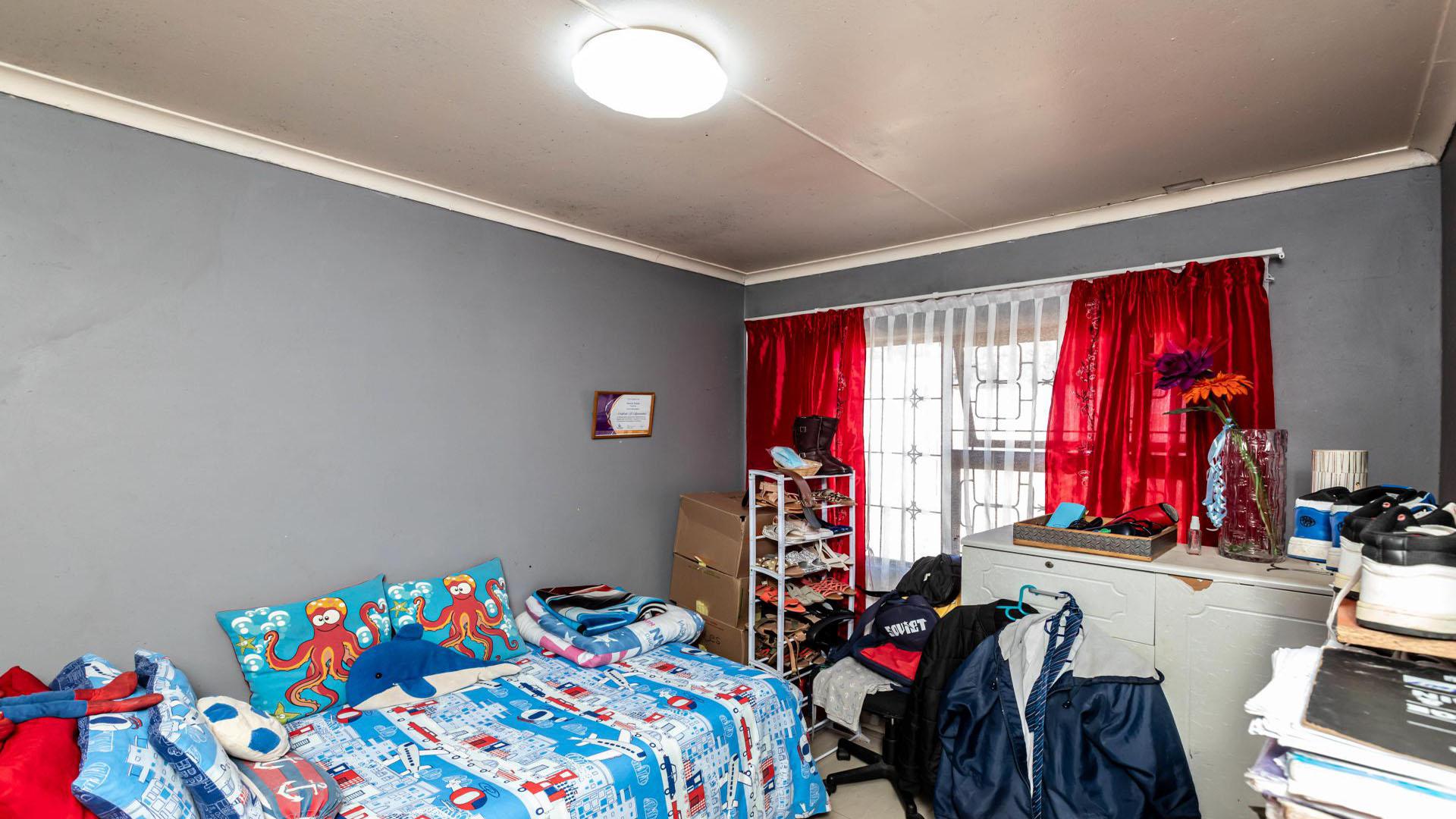 Bed Room 2 of property in Haven Hills