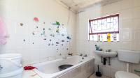 Bathroom 1 of property in Haven Hills