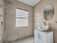 Bathroom 1 - 6 square meters of property in Honey Park