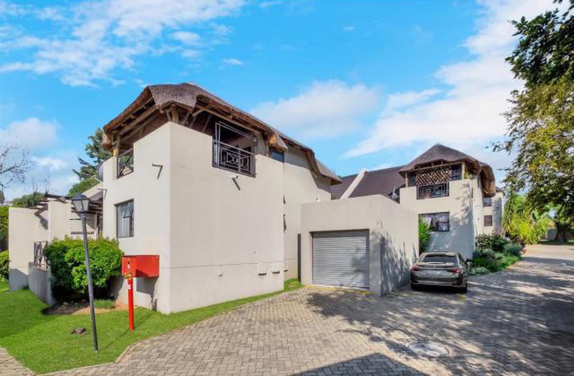 Front View of property in Sharonlea