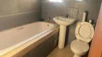 Bathroom 1 of property in Fleurhof