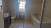 Bathroom 3+ of property in Roodekrans