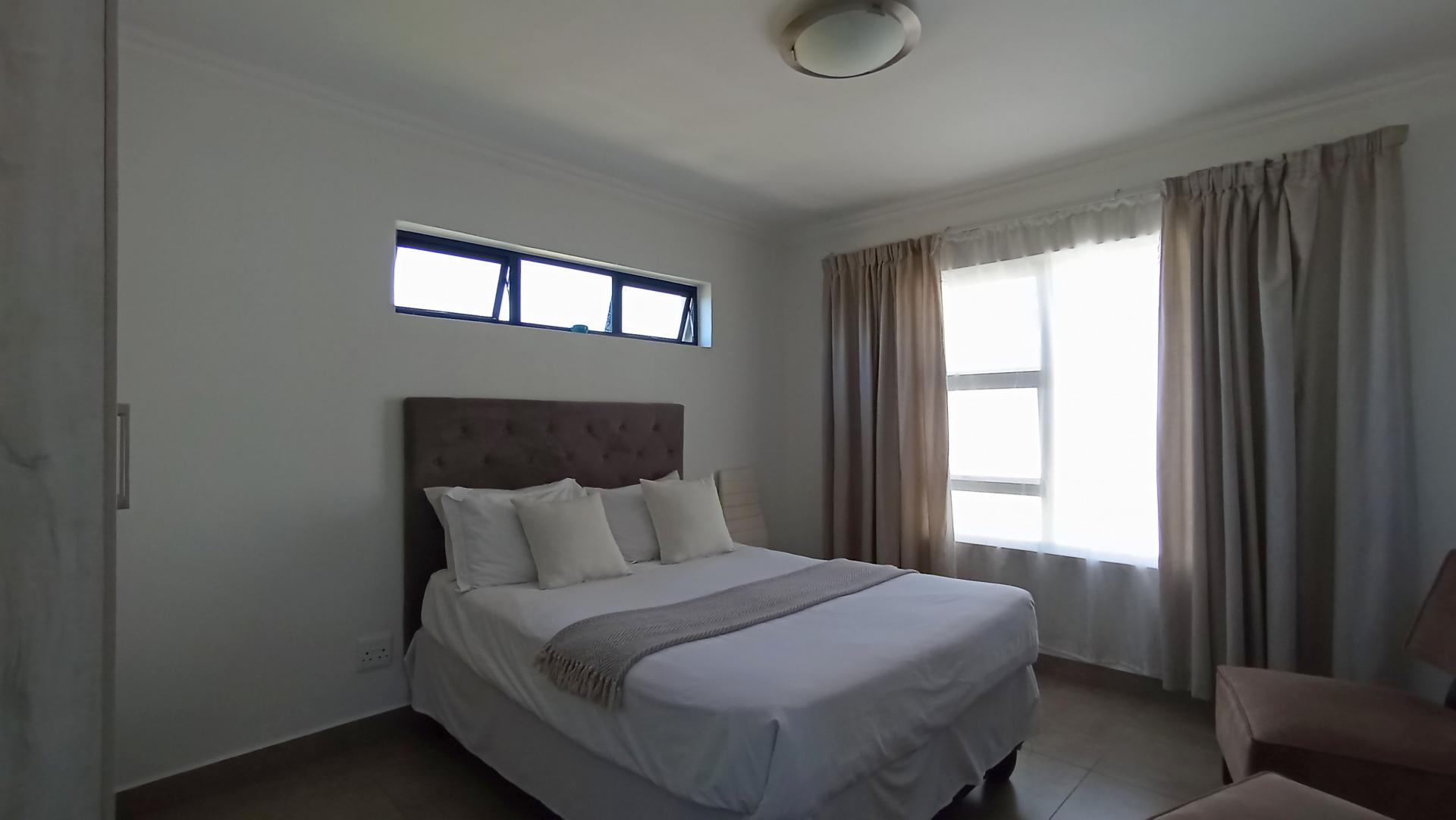 Bed Room 2 - 13 square meters of property in Rua Vista