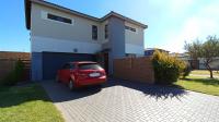 3 Bedroom 2 Bathroom House for Sale for sale in Rua Vista