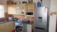 Kitchen - 12 square meters of property in Rynfield